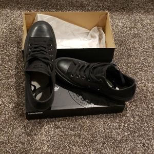 Black converse size 7.5,worn once